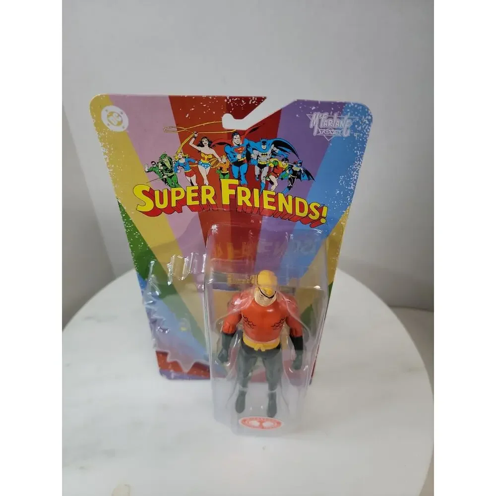 MCFARLANE DC RETRO SUPER FRIENDS EVIL AQUAMAN RED PLATINUM EDITION on Card